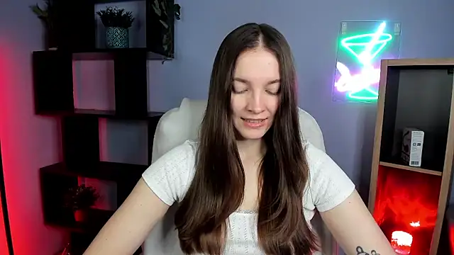 kenzie x online show from 12/21/25, 08:10