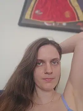 Snapshot of EllieDay chatting on 05/03/26, 01:28 EllieDay online show from 05/03/26, 01:28