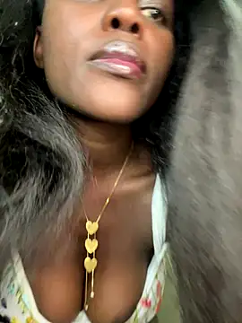 Snapshot of Melanin_babygal chatting on 12/20/25, 09:55 Melanin babygal online show from 12/20/25, 09:55