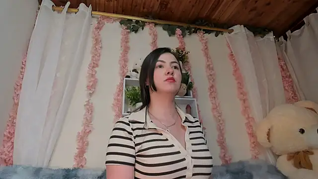 Idara and Edahi01 online show from 02/05/26, 12:26