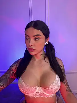 Snapshot of Ela_Doll_ chatting on 01/16/25, 09:08 Ela Doll online show from 01/16/25, 09:08