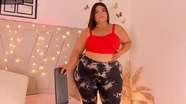 Snapshot of sienna_marie chatting on 12/03/24, 10:18 sienna marie online show from 12/03/24, 10:18