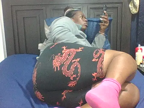 SexyTirries13 online show from 04/18/26, 08:53