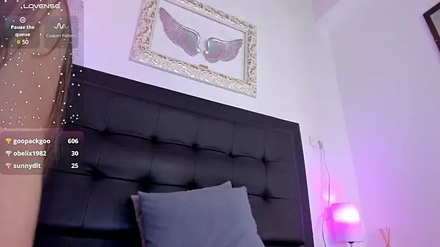 Mia 222 online show from 02/09/25, 03:34