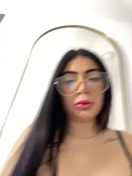 Mia 222 online show from 03/12/26, 12:00