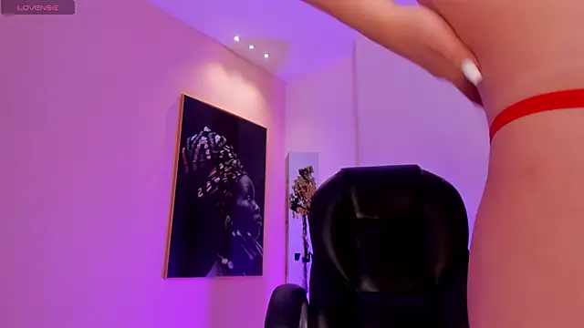 DonnaStonne online show from 02/17/25, 10:25