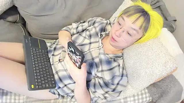 luxgray online show from 02/22/26, 11:47