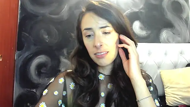 Snapshot of ScarletKings chatting on 11/13/25, 08:41 ScarletKings online show from 11/13/25, 08:41