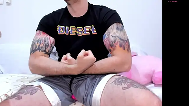 JayXCee Official online show from 12/14/24, 03:36