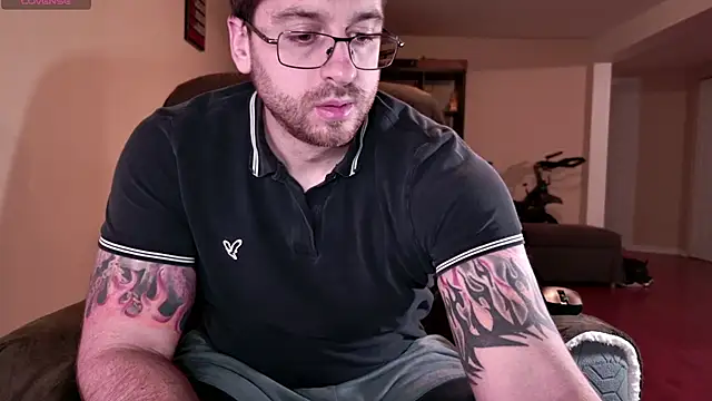 Snapshot of JayXCee_Official chatting on 01/10/26, 01:18 JayXCee Official online show from 01/10/26, 01:18