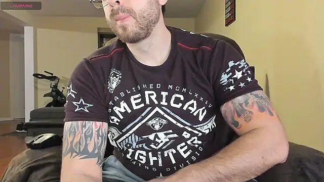 Snapshot of JayXCee_Official chatting on 01/19/26, 01:20 JayXCee Official online show from 01/19/26, 01:20