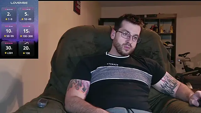 Snapshot of JayXCee_Official chatting on 03/07/26, 11:02 JayXCee Official online show from 03/07/26, 11:02