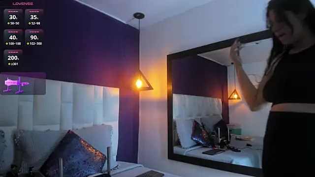 Snapshot of brithanyadams23 chatting on 02/10/25, 02:19 brithanyadams23 online show from 02/10/25, 02:19