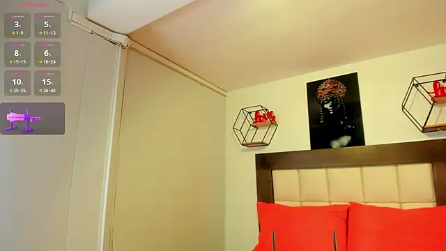 Snapshot of brithanyadams23 chatting on 02/23/25, 02:18 brithanyadams23 online show from 02/23/25, 02:18