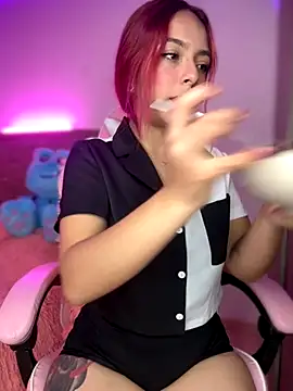 YovngBaby online show from 10/22/25, 02:12