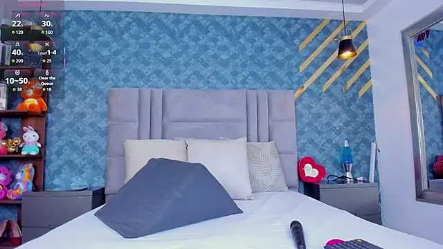 NiiaMoore online show from 04/08/26, 07:14