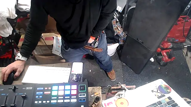 tongueispowerr6d9 online show from 01/07/25, 11:58