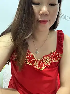 Snapshot of Baby-bigtits chatting on 03/12/25, 02:12 Baby-bigtits online show from 03/12/25, 02:12