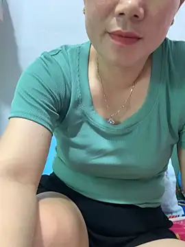 Snapshot of Baby-bigtits chatting on 09/11/25, 03:39 Baby-bigtits online show from 09/11/25, 03:39