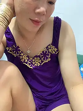 Snapshot of Baby-bigtits chatting on 09/15/25, 12:16 Baby-bigtits online show from 09/15/25, 12:16