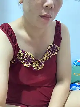 Snapshot of Baby-bigtits chatting on 10/26/25, 12:33 Baby-bigtits online show from 10/26/25, 12:33