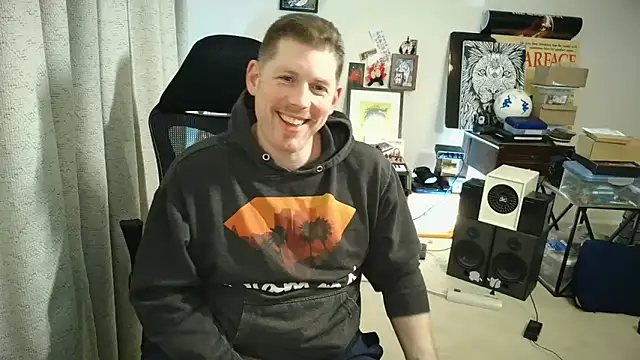 Snapshot of Rock_Pierce chatting on 10/23/25, 11:42 Rock Pierce online show from 10/23/25, 11:42