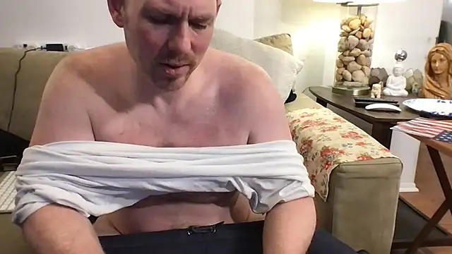 Snapshot of Rock_Pierce chatting on 11/05/25, 11:38 Rock Pierce online show from 11/05/25, 11:38