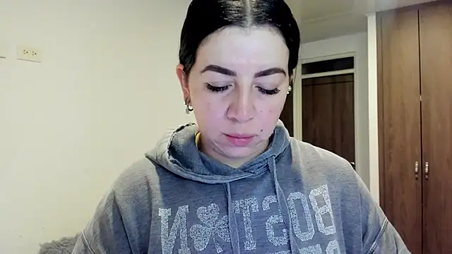 Snapshot of Im_coco chatting on 02/09/25, 01:00 Im coco online show from 02/09/25, 01:00