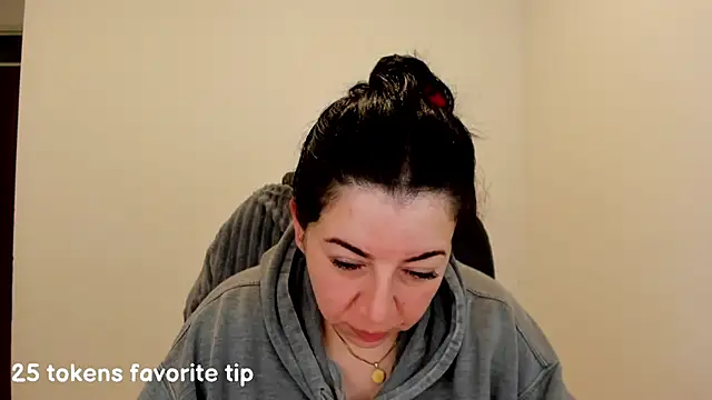 Snapshot of Im_coco chatting on 03/01/25, 05:42 Im coco online show from 03/01/25, 05:42