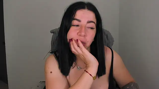 Snapshot of Im_coco chatting on 10/08/25, 01:47 Im coco online show from 10/08/25, 01:47