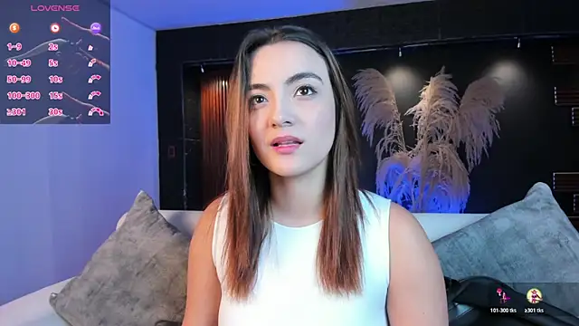 IsabellaaJoness online show from 10/28/25, 12:09