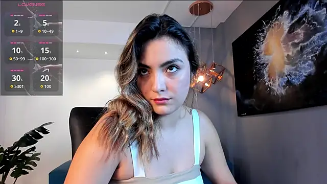 IsabellaaJoness online show from 05/06/26, 11:37