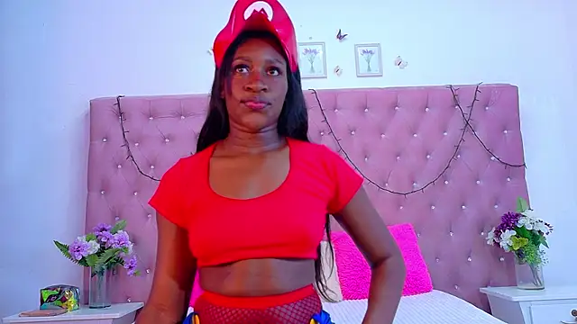 CoralHarrinson online show from 10/31/25, 09:16