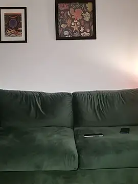 Redfloweer1 online show from 01/31/25, 11:56