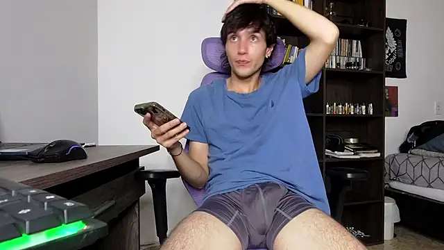 alex connorr online show from 11/13/25, 04:00