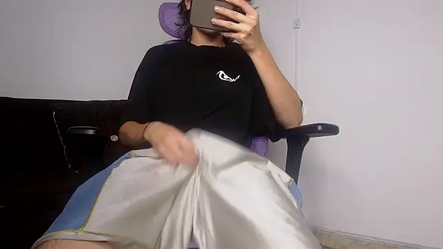 alex connorr online show from 06/21/26, 03:09
