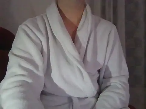 Snapshot of fikoivos chatting on 11/10/25, 09:14 fikoivos online show from 11/10/25, 09:14