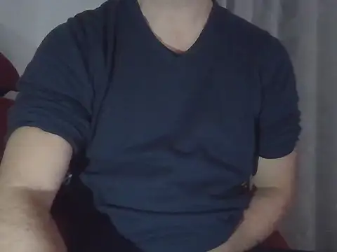 Snapshot of fikoivos chatting on 11/12/25, 09:47 fikoivos online show from 11/12/25, 09:47