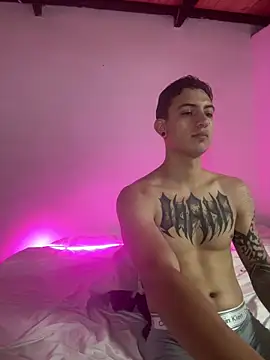 aliensexy online show from 12/18/25, 02:50