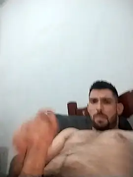 Snapshot of Richard9263 chatting on 11/03/25, 03:30 Richard9263 online show from 11/03/25, 03:30