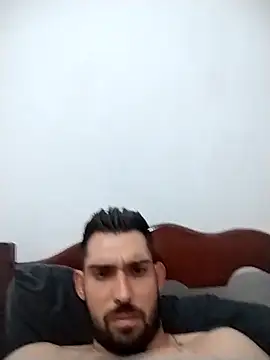 Snapshot of Richard9263 chatting on 11/15/25, 05:16 Richard9263 online show from 11/15/25, 05:16