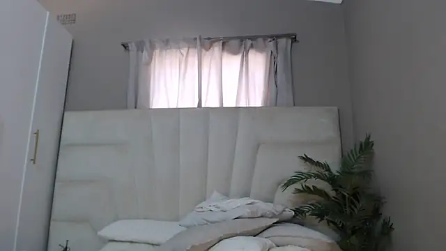 naughtyblackdolie online show from 02/07/25, 03:19