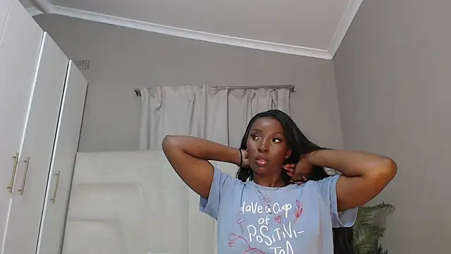 naughtyblackdolie online show from 03/20/25, 03:23