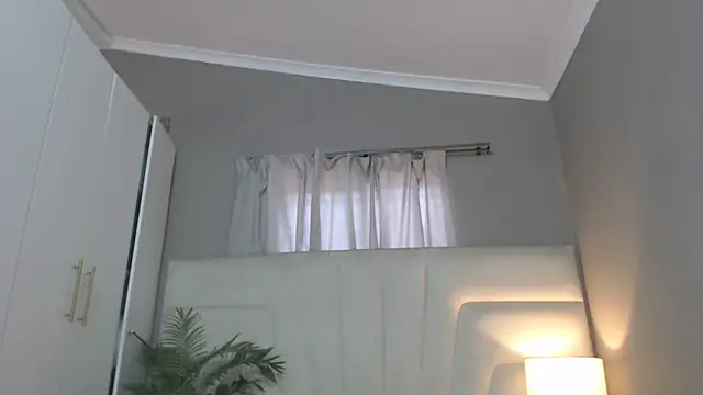 naughtyblackdolie online show from 02/06/26, 09:56