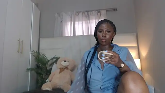 naughtyblackdolie online show from 02/15/26, 07:51