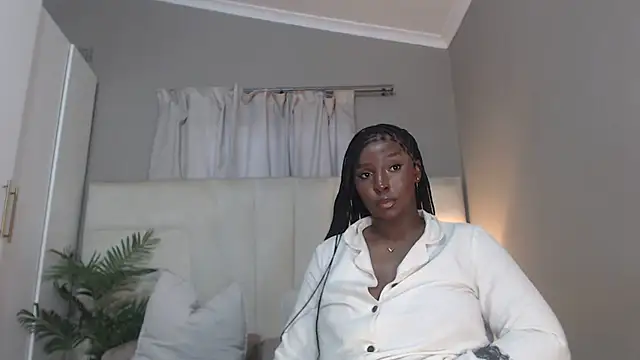 Snapshot of naughtyblackdolie chatting on 06/25/26, 02:54 naughtyblackdolie online show from 06/25/26, 02:54