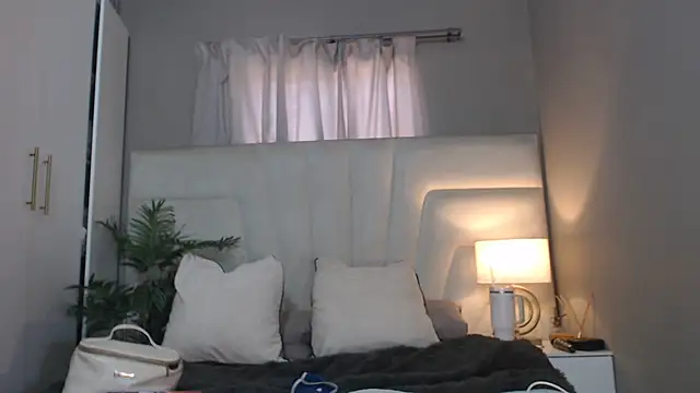 Snapshot of naughtyblackdolie chatting on 07/11/26, 07:22 naughtyblackdolie online show from 07/11/26, 07:22
