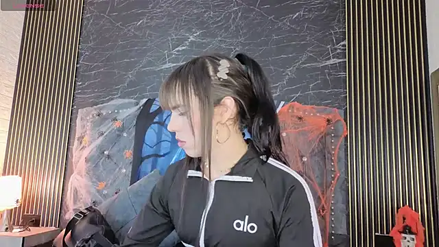 diosagolden online show from 10/19/25, 09:26