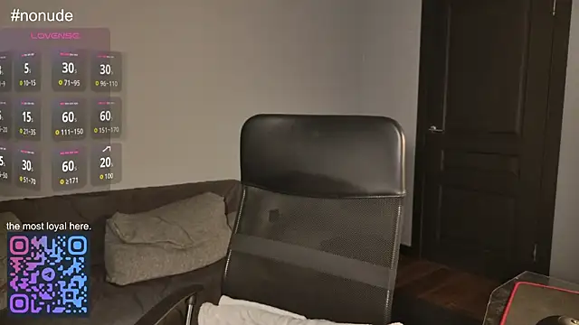 Lila Pitt online show from 04/30/26, 09:04