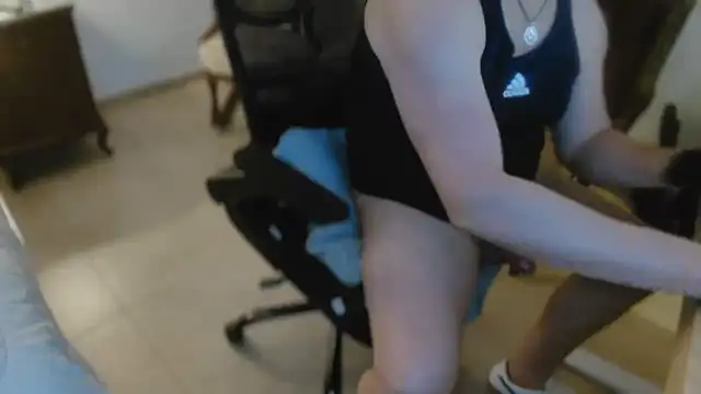 slzypvtpig online show from 12/20/25, 11:28